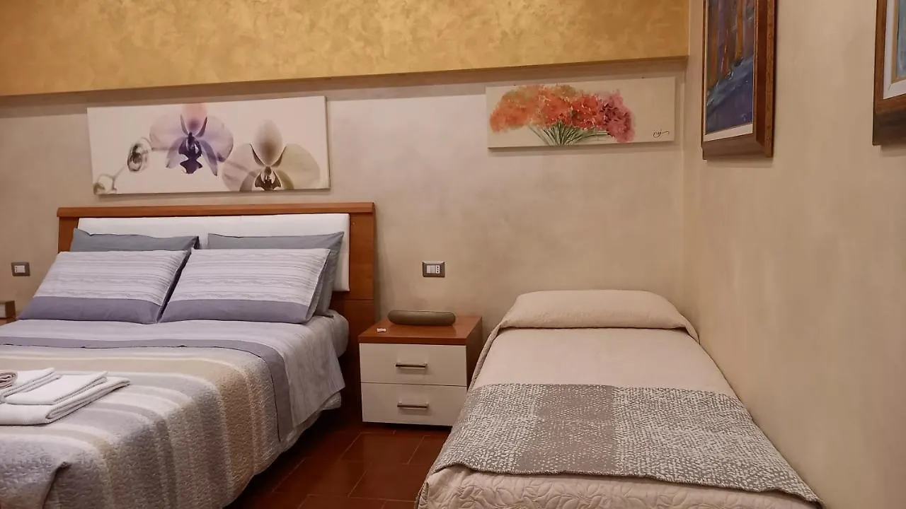 I Tre Oleandri Varenna Apartment Perledo